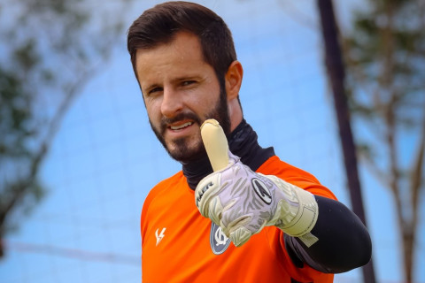 Marcelo Rangel sente dores nos joelhos e pode desfalcar o Remo contra o São Paulo